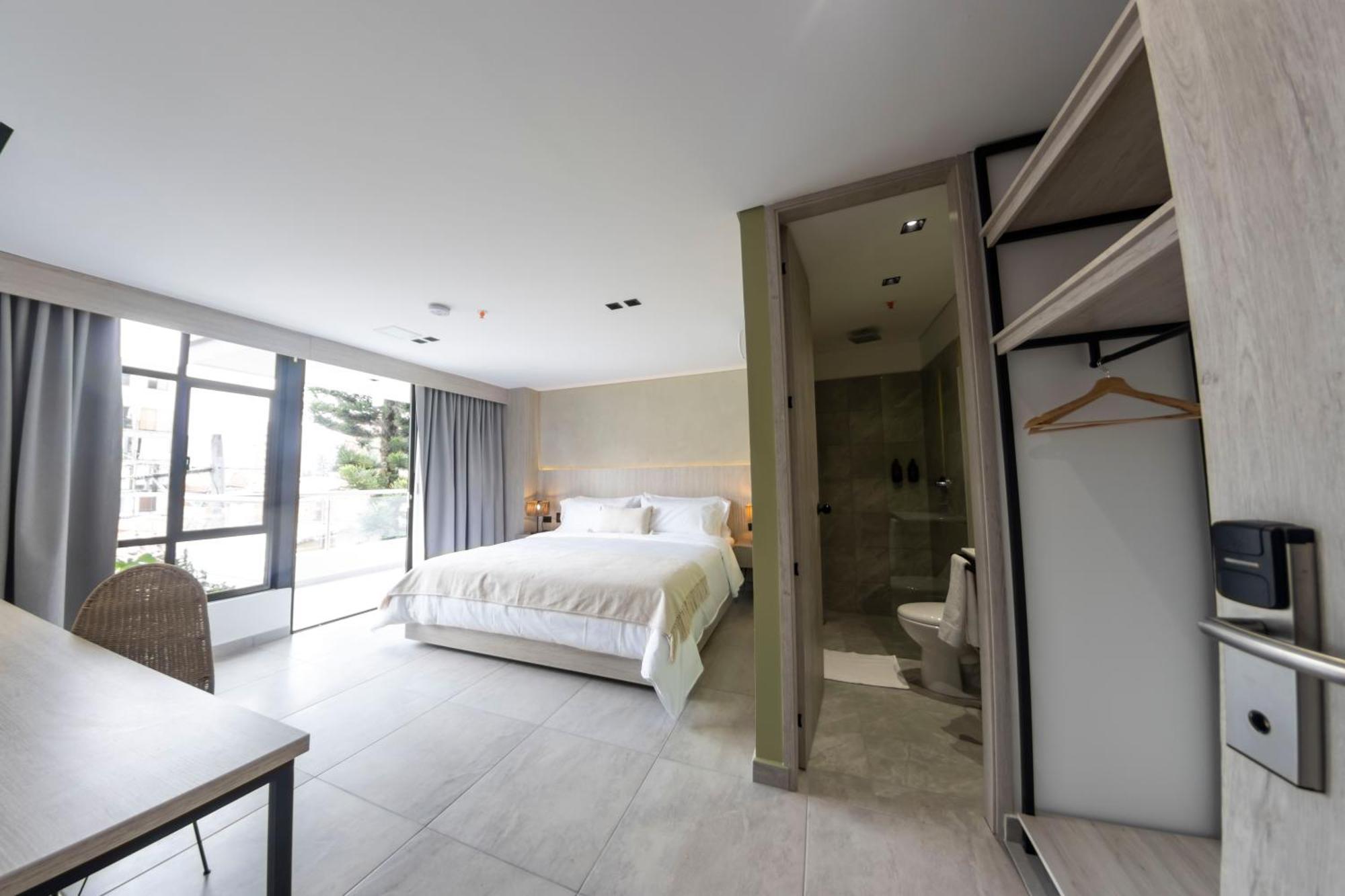 Sonata 44 Hotel Laureles Medellín Exterior foto